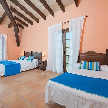 Villa Hidden Retreat / Denga *