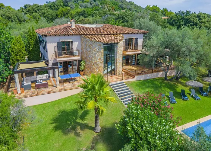 Villa Hidden Retreat / Denga