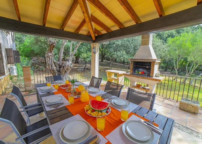 Hidden Retreat / Denga Villa *