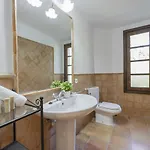 Hidden Retreat / Denga *