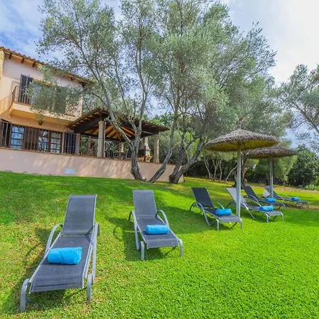 Hidden Retreat / Denga Pollença