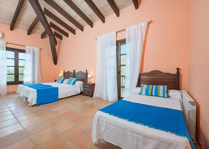 Villa Hidden Retreat / Denga *