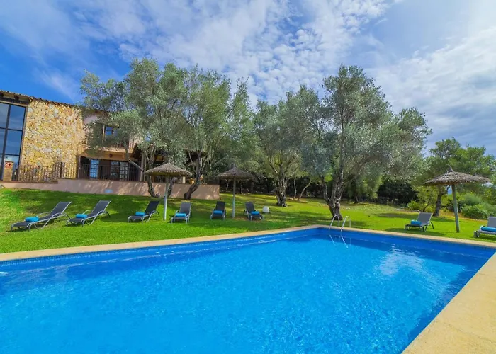 Villa Hidden Retreat / Denga *