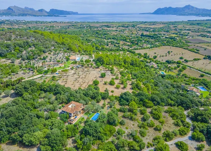 Вилла Hidden Retreat / Denga *