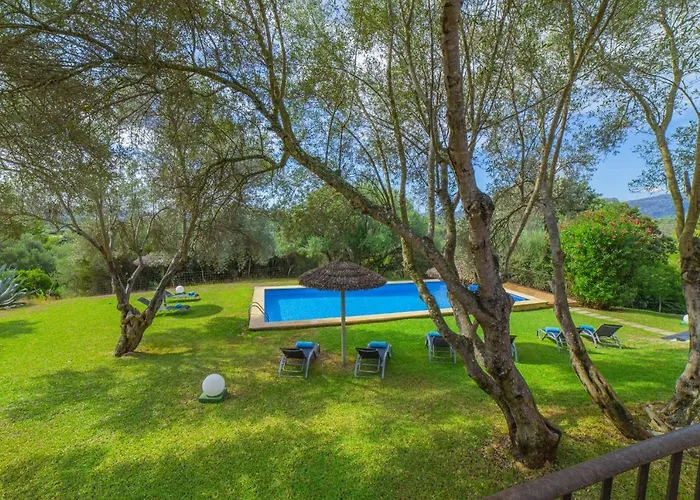 Вилла Hidden Retreat / Denga