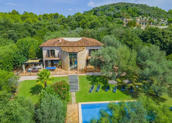 Вилла Hidden Retreat / Denga *