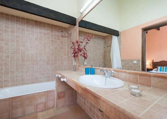 Hidden Retreat / Denga