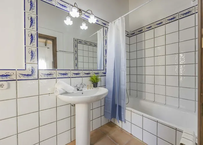 Hidden Retreat / Denga Вилла *