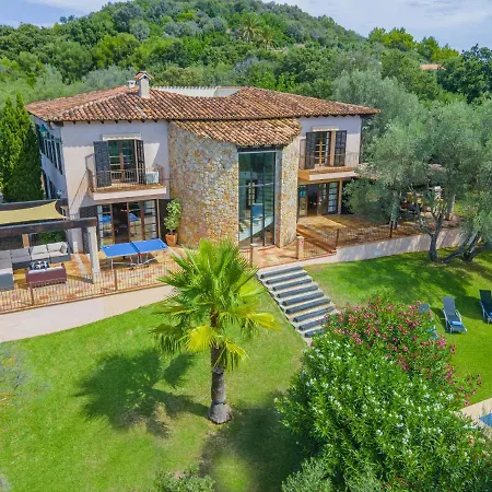 Вілла Hidden Retreat / Denga