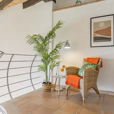 Вілла Hidden Retreat / Denga